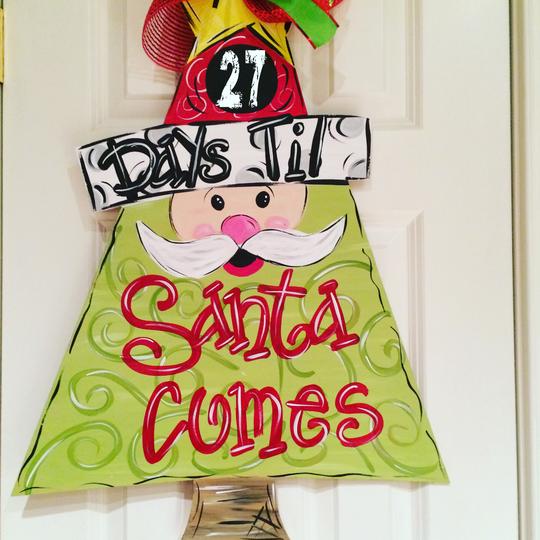 Days Til Santa Comes Painted Door Hanger, Christmas Decoration